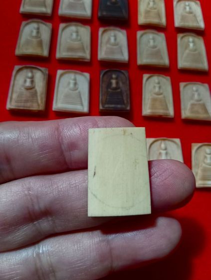 สมเด็จเนื้อแท้ธรรมชาติลายชัดแกะมือ รูปที่ 13
