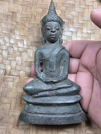 พระเครื่องขนาดบูชา