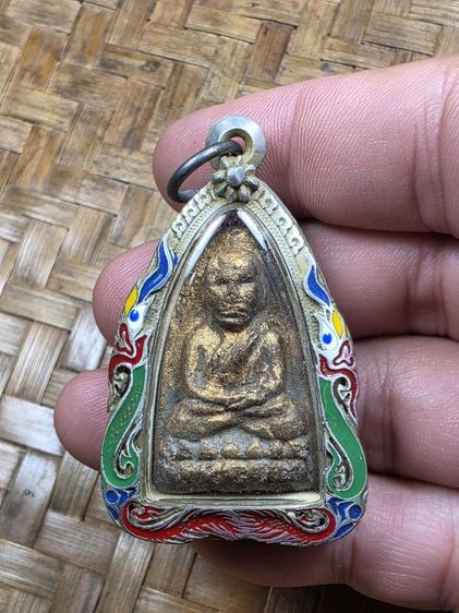 พระหลวงปู่ทวดเนื้อว่านเก่าๆ