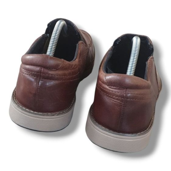 Crocs Foray

Slip on M9 27cm. รูปที่ 5