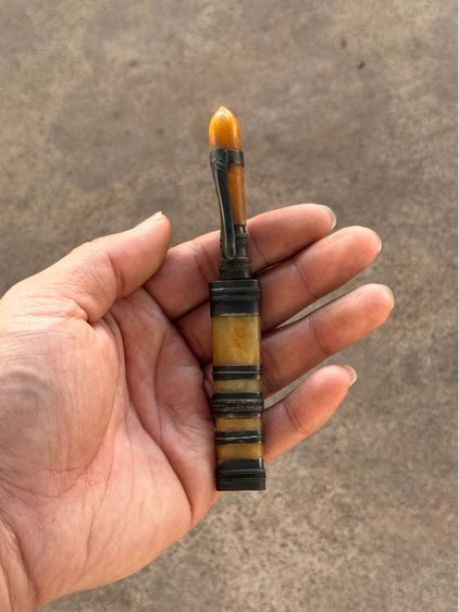 มีดปากกาหลวงพ่อกวย