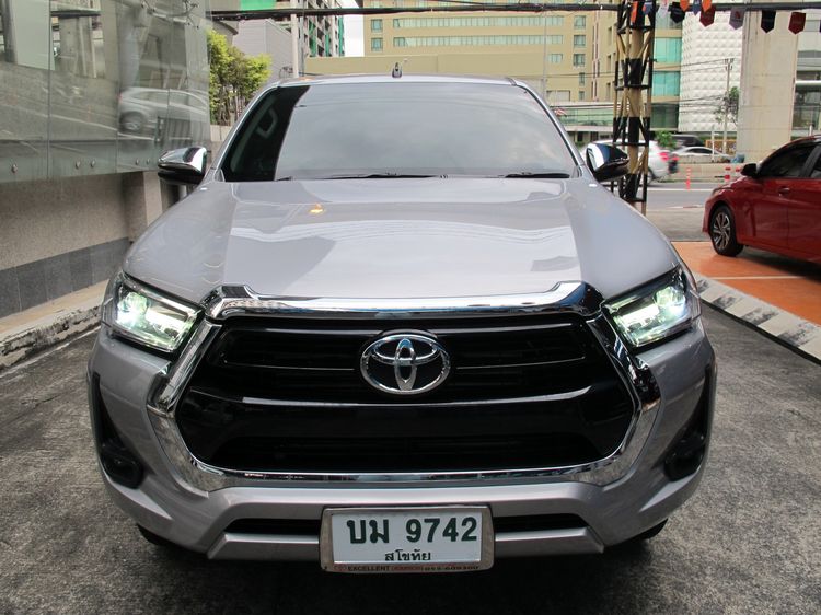 Toyota Hilux Revo 2023 Smart Cab 2.4 Entry Prerunner Pickup ดีเซล ไม่ติดแก๊ส เกียร์ธรรมดา เทา รูปที่ 3