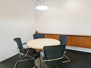 Regus M Thai Tower - All Seasons Place Office Space ระดับมืออาชีพ ตามข้อกำหนดที่ให้อิสระมากขึ้นอย่างเต็มที่ 4 คน ที่ Regus M Thai Tower - All Seasons Place