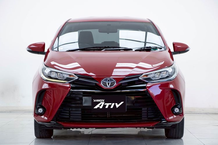 Toyota Yaris ATIV 2021 1.2 Sport Sedan เบนซิน ไม่ติดแก๊ส เกียร์อัตโนมัติ แดง รูปที่ 4