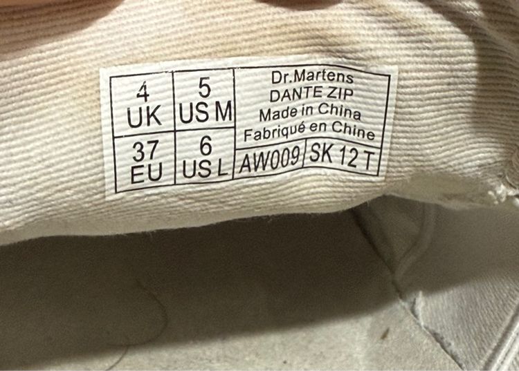 รองเท้าผ้าใบหนัง Dr.Martens รูปที่ 15