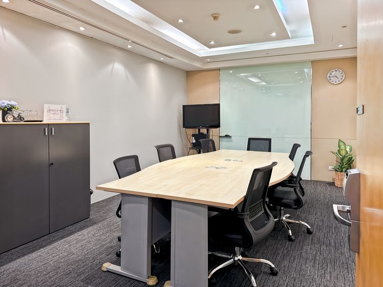 Regus CRC Tower - All Seasons Place Office Space ระดับมืออาชีพ ตามข้อกำหนดที่ให้อิสระมากขึ้นอย่างเต็มที่ 4 คน ที่ Regus CRC Tower - All Seasons Place