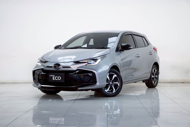 Toyota Yaris 2023 1.2 Premium Sedan เบนซิน ไม่ติดแก๊ส เกียร์อัตโนมัติ เทา