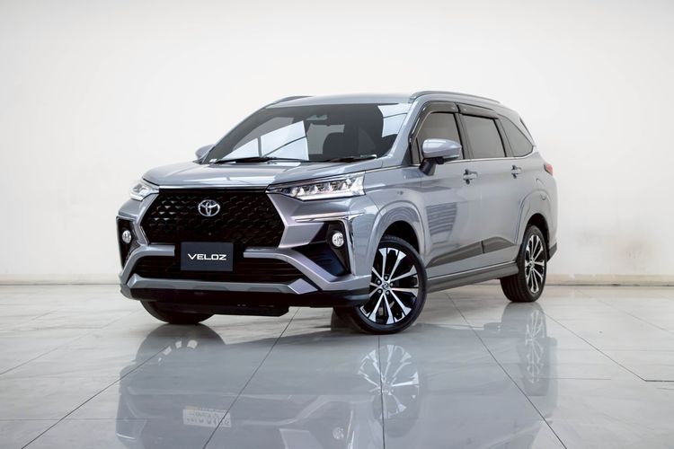 Toyota Veloz 2023 1.5 Premium Utility-car เบนซิน ไม่ติดแก๊ส เกียร์อัตโนมัติ เทา