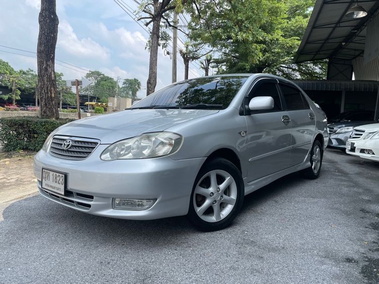 รถ Toyota Altis 1.8 E สี เทา