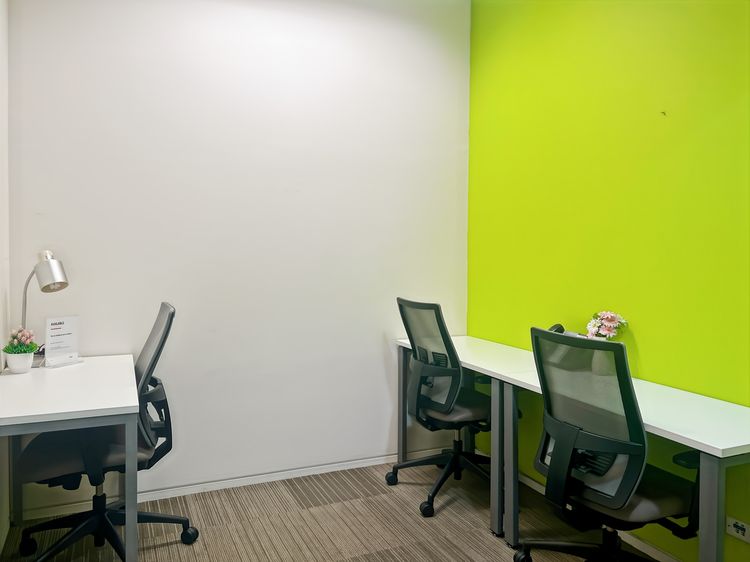 Regus Sathorn Square ย้ายเข้าไปยังพื้นที่สำนักงานแบบเปิดที่พร้อมใช้งานสำหรับ 10 คนที่ Regus Sathorn Square รูปที่ 4