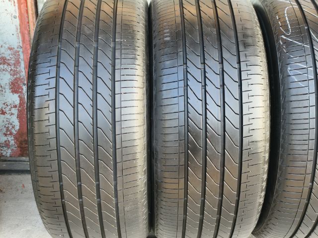 ยาง 225-50-17 ปี22 ยี่ห้อ Bridgestone turanza t005a  รูปที่ 2