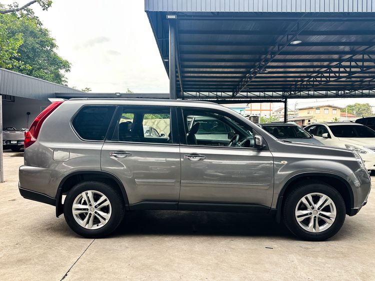 Nissan X-Trail 2012 2.0 Utility-car เบนซิน เกียร์อัตโนมัติ เทา รูปที่ 4