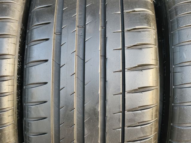 ยาง 225-40-18 ปี21 ยี่ห้อ Michelin  รูปที่ 4