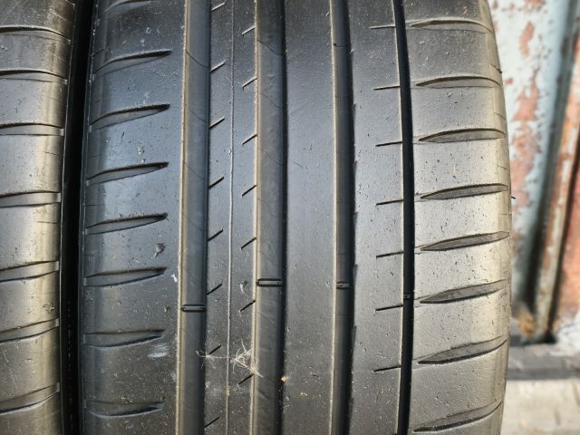 ยาง 225-40-18 ปี21 ยี่ห้อ Michelin  รูปที่ 5