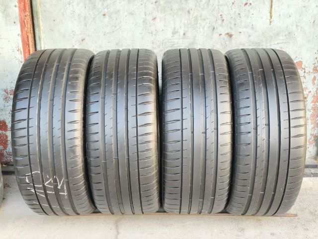 ยาง 225-40-18 ปี21 ยี่ห้อ Michelin 