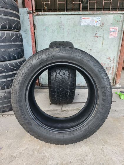 ยาง 265-55-20 ปี23 ยี่ห้อ Toyo at3 ตัวหนังสือดำ คู่เดียว รูปที่ 2