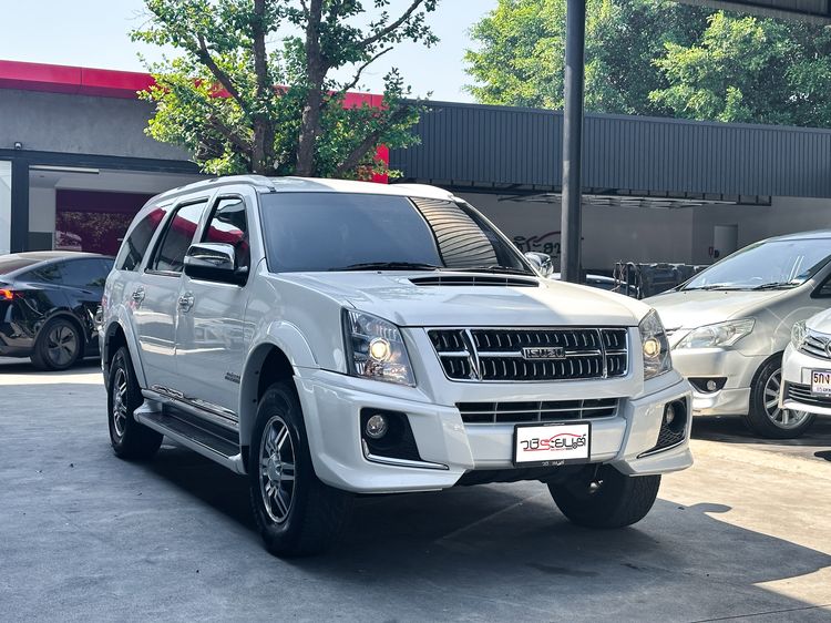 Isuzu MU-7 2013 3.0 Choiz Utility-car ดีเซล เกียร์ธรรมดา ขาว รูปที่ 3