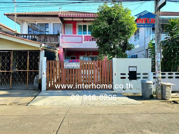 บ้านเเฝด 2 ชั้น 27 ตร.ว. หมู่บ้านพระปิ่น5 ใกล้โรงเรียนสารสาสน์วิเทศบางบอน ซอยเอกชัย109 ถนนเอกชัย เขตบางบอน กรุงเทพมหานคร