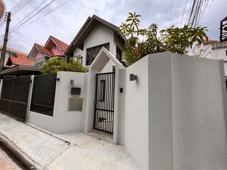 ขายบ้านพร้อมอยู่