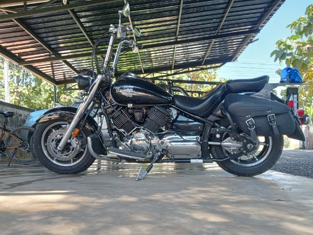 Yamaha.  V star1100. Classic ปี 2009 สเป็คเมกา
ล้อแม็คโรงงาน ชุดสีดำลายไฟโรงงาน 
เรือนไมล์สองชั้น
ทะเบียนแท้ สมอ. จด ปี 2009  รูปที่ 13