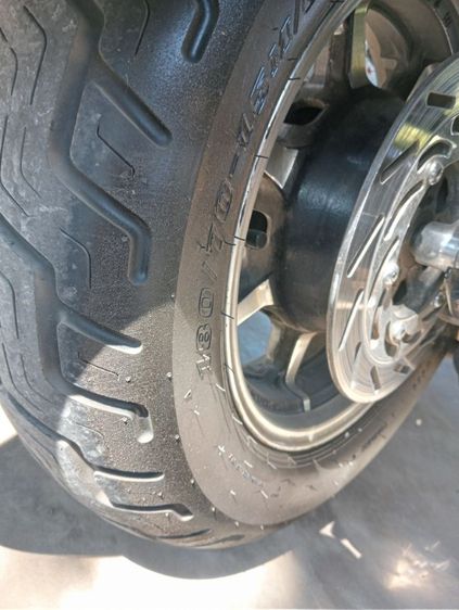 Yamaha.  V star1100. Classic ปี 2009 สเป็คเมกา
ล้อแม็คโรงงาน ชุดสีดำลายไฟโรงงาน 
เรือนไมล์สองชั้น
ทะเบียนแท้ สมอ. จด ปี 2009  รูปที่ 12