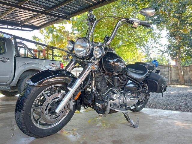 Yamaha.  V star1100. Classic ปี 2009 สเป็คเมกา
ล้อแม็คโรงงาน ชุดสีดำลายไฟโรงงาน 
เรือนไมล์สองชั้น
ทะเบียนแท้ สมอ. จด ปี 2009  รูปที่ 14