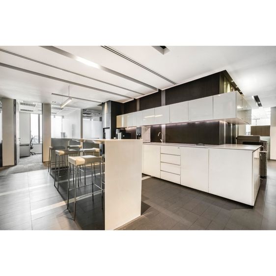 Regus Exchange Tower Office Space ระดับมืออาชีพ ตามข้อกำหนดที่ให้อิสระมากขึ้นอย่างเต็มที่ 2 คน ที่ Regus Exchange Tower รูปที่ 4