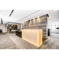 Regus Exchange Tower Office Space ระดับมืออาชีพ ตามข้อกำหนดที่ให้อิสระมากขึ้นอย่างเต็มที่ 2 คน ที่ Regus Exchange Tower
