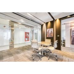 Regus Exchange Tower Office Space แบบส่วนตัวที่ปรับให้เข้ากับความต้องการเฉพาะสำหรับธุรกิจของคุณที่ Regus Exchange Tower