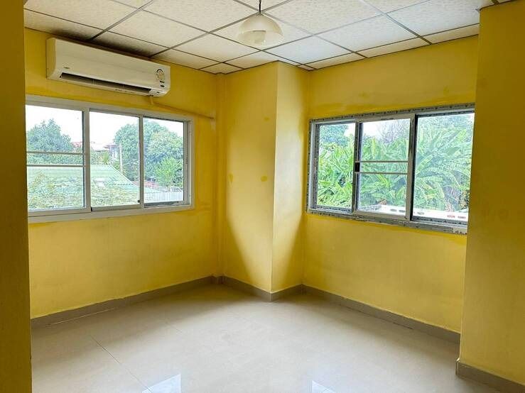 มีบางส่วน 2012 บ้านเดี่ยวยกพื้นสูง สภาพดี เงียบสงบ พร้อมเข้าอยู่ รูปที่ 3