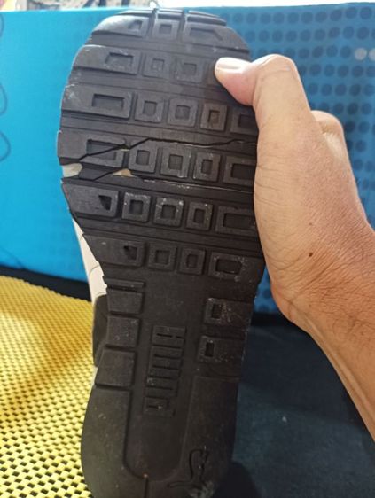 รองเท้าผ้าใบ puma รูปที่ 5