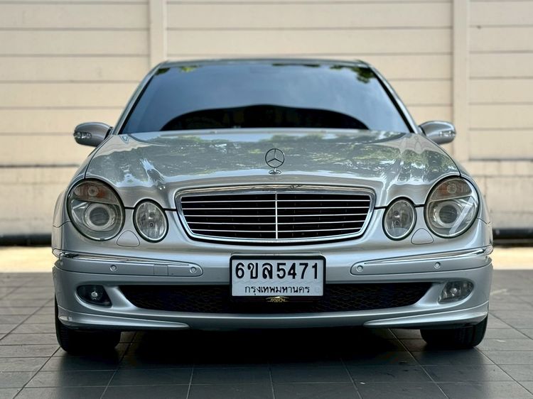 รถ Mercedes-Benz E-Class E240 สี บรอนซ์เงิน