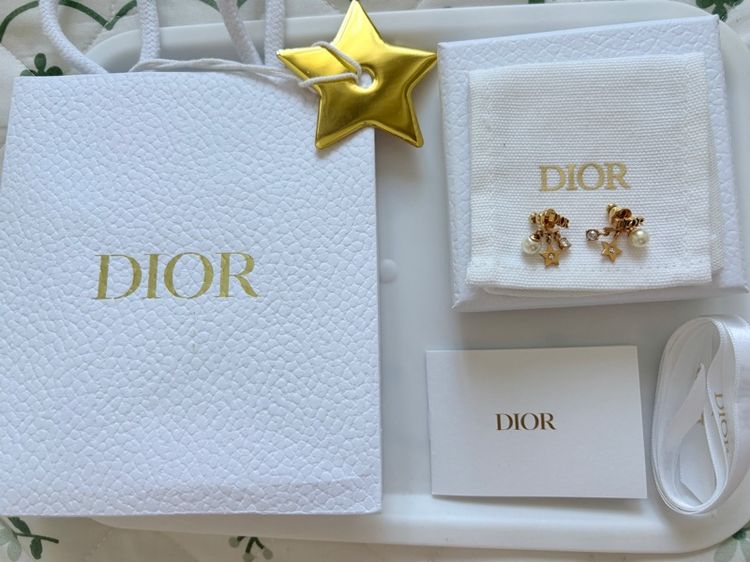 ต่างหู Dior Used like new รูปที่ 6