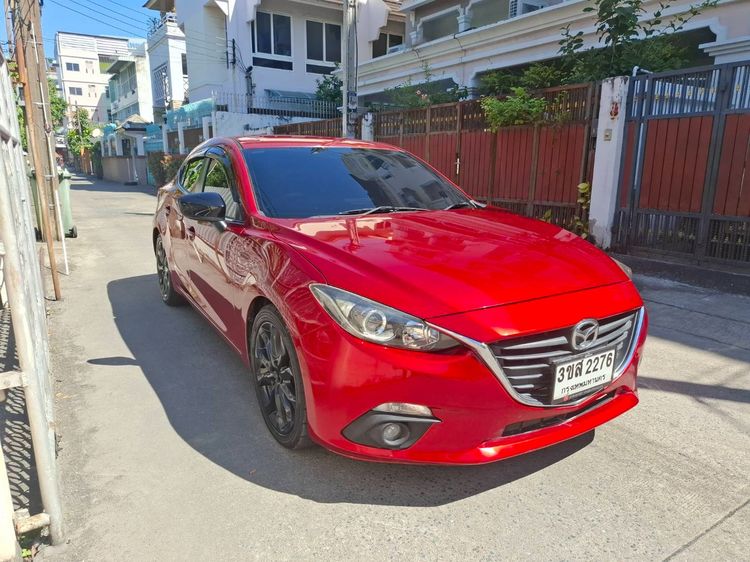 Mazda Mazda3 2016 2.0 C Sedan เบนซิน เกียร์ธรรมดา แดง