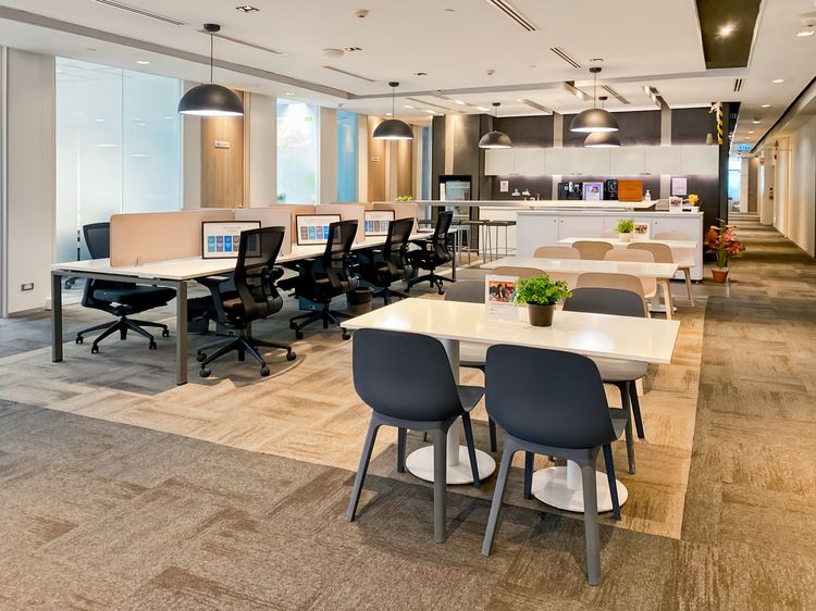 Regus Bhiraj Tower - ทำงานอย่างมีประสิทธิภาพมากขึ้นใน Shared Office Space ที่ Regus Bhiraj Tower รูปที่ 4