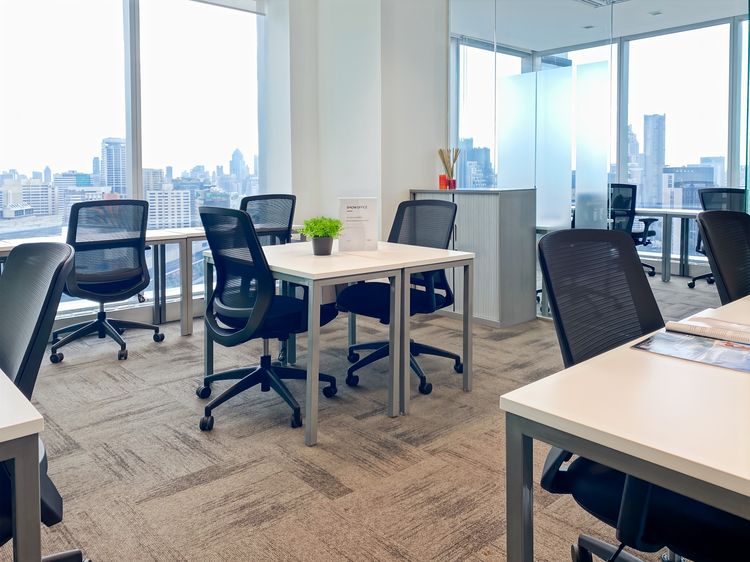 Regus Bhiraj Tower - ค้นหา Office Space ที่ Regus Bhiraj Tower สำหรับ 4 คน โดยเราจะดูแลทุกอย่างให้คุณ รูปที่ 2