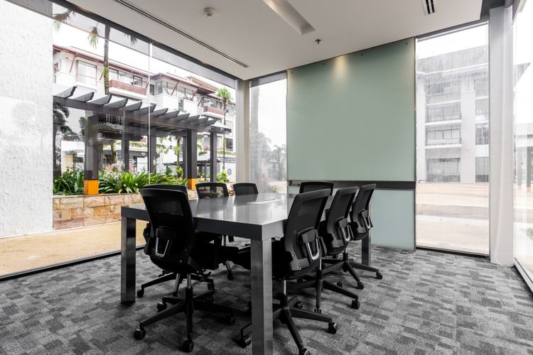 Regus Royal Phuket Marina - จอง Open Office Space สำหรับธุรกิจทุกขนาดที่ Regus Royal Phuket Marina