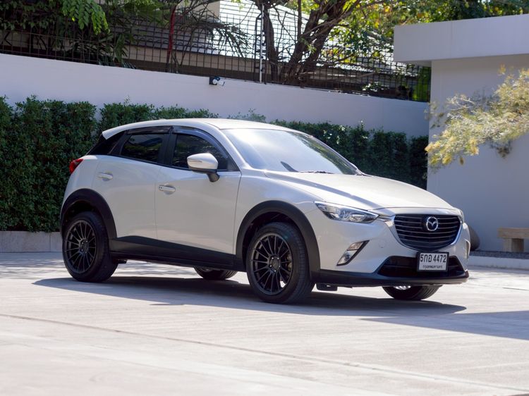รถ Mazda CX-3 2.0 S สี ขาว