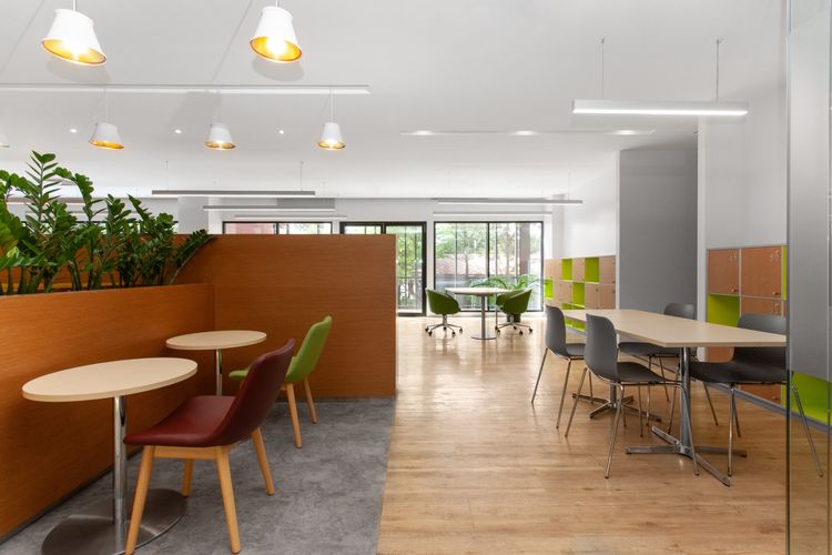 Regus Icon Park - Office Space ระดับมืออาชีพ ตามข้อกำหนดที่ให้อิสระมากขึ้นอย่างเต็มที่ 2 คน ที่ Regus Icon Park รูปที่ 2