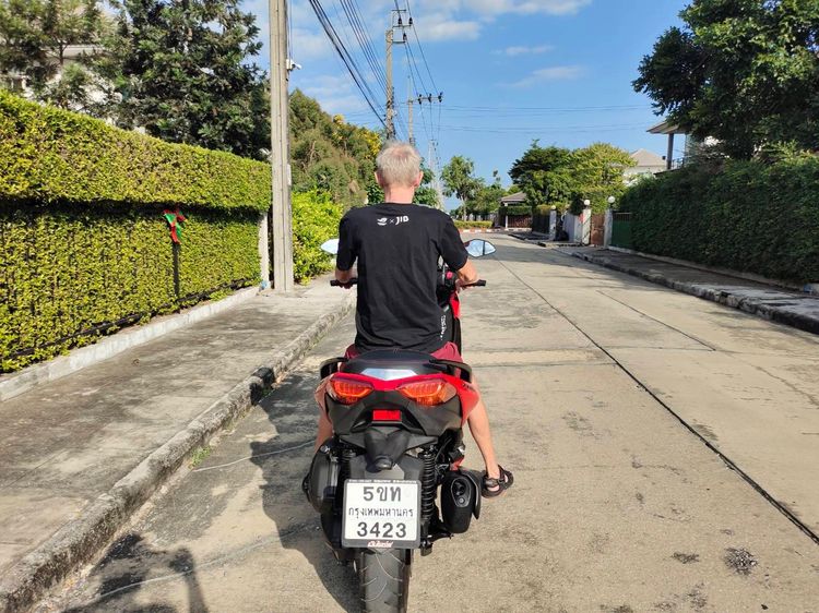 🔥 ขาย YAMAHA X-MAX 300cc ABS 🔥 จดทะเบียนปี 2022 เลขไมล์เพียง 8,439 กม. รูปที่ 5