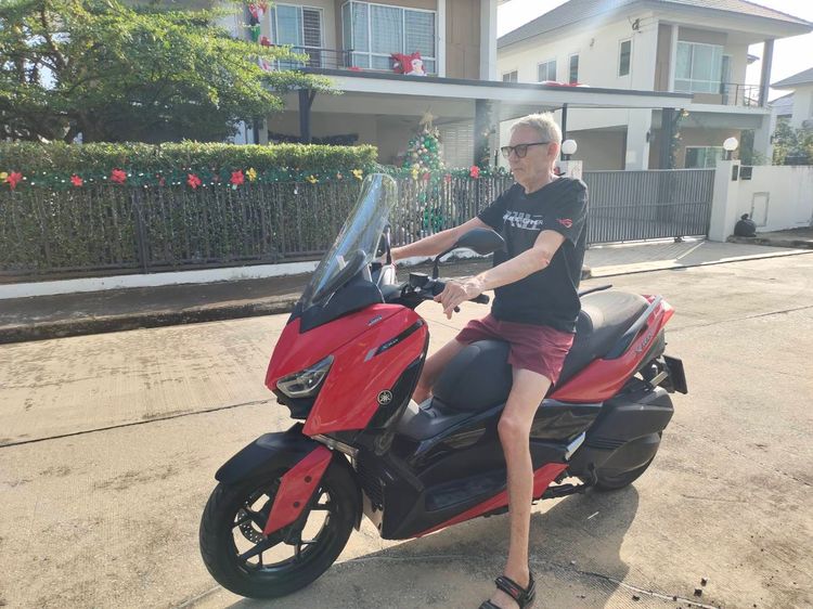 🔥 ขาย YAMAHA X-MAX 300cc ABS 🔥 จดทะเบียนปี 2022 เลขไมล์เพียง 8,439 กม. รูปที่ 3