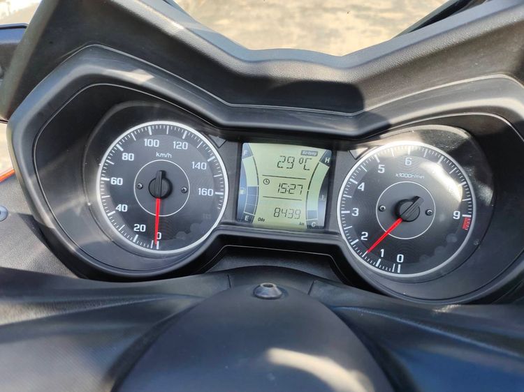 🔥 ขาย YAMAHA X-MAX 300cc ABS 🔥 จดทะเบียนปี 2022 เลขไมล์เพียง 8,439 กม. รูปที่ 2