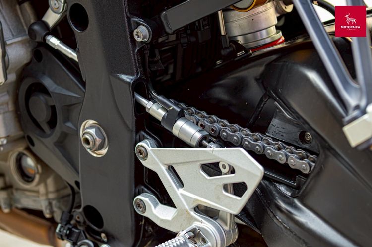 Bmw S1000R ปี2019 เจ้าของเดียว วิ่งน้อย1,900Km. สภาพใหม่มาก รูปที่ 8