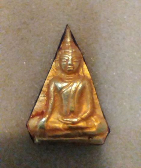 พระนางเสน่จันทรหน้าทองหลังว่าน