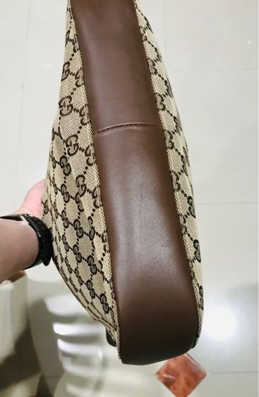ลดราคา Gucci ของแท้ คล้องไหล่ได้ สภาพดี มีถุงผ้า รูปที่ 10