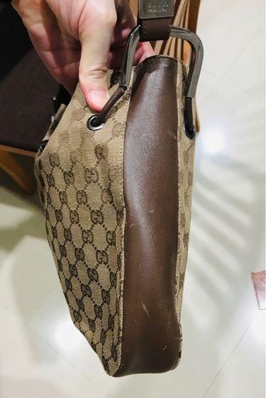 ลดราคา Gucci ของแท้ คล้องไหล่ได้ สภาพดี มีถุงผ้า รูปที่ 8