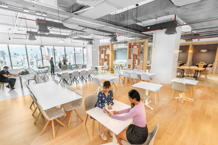 SPACES Chamchuri Square - เข้าใช้บริการ Office Space สำหรับนักออกแบบทุกวัน ตลอด 24 ชั่วโมงสำหรับ 4 คน คนที่ Spaces Chamchuri Square รูปที่ 3
