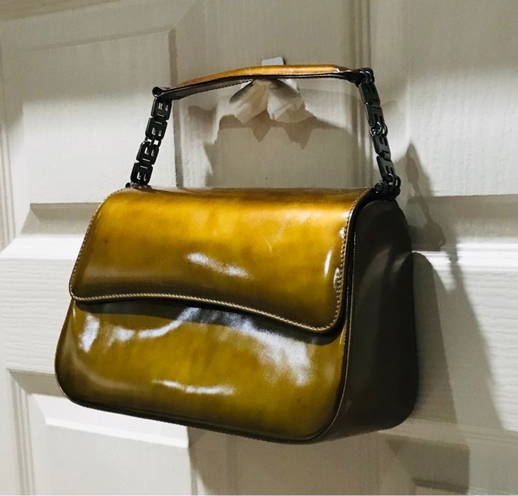 BALLY ของแท้ กระเป๋าถือ สภาพดี  รูปที่ 2