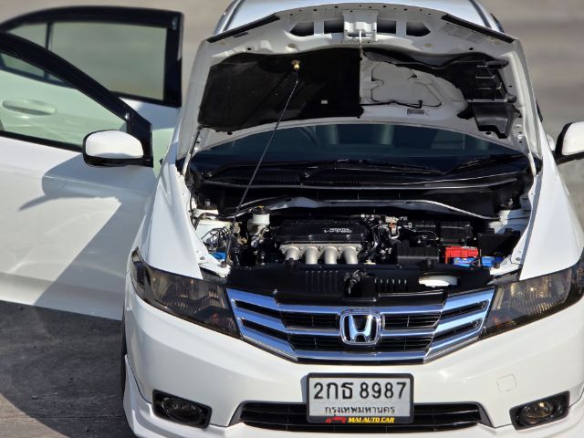 Honda City 2013 1.5 V Sedan เบนซิน ไม่ติดแก๊ส เกียร์อัตโนมัติ ขาว รูปที่ 4