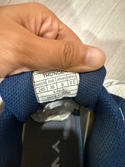 รองเท้ากีฬาแบดมินตัน รุ่น THUNDER รูปที่ 5
